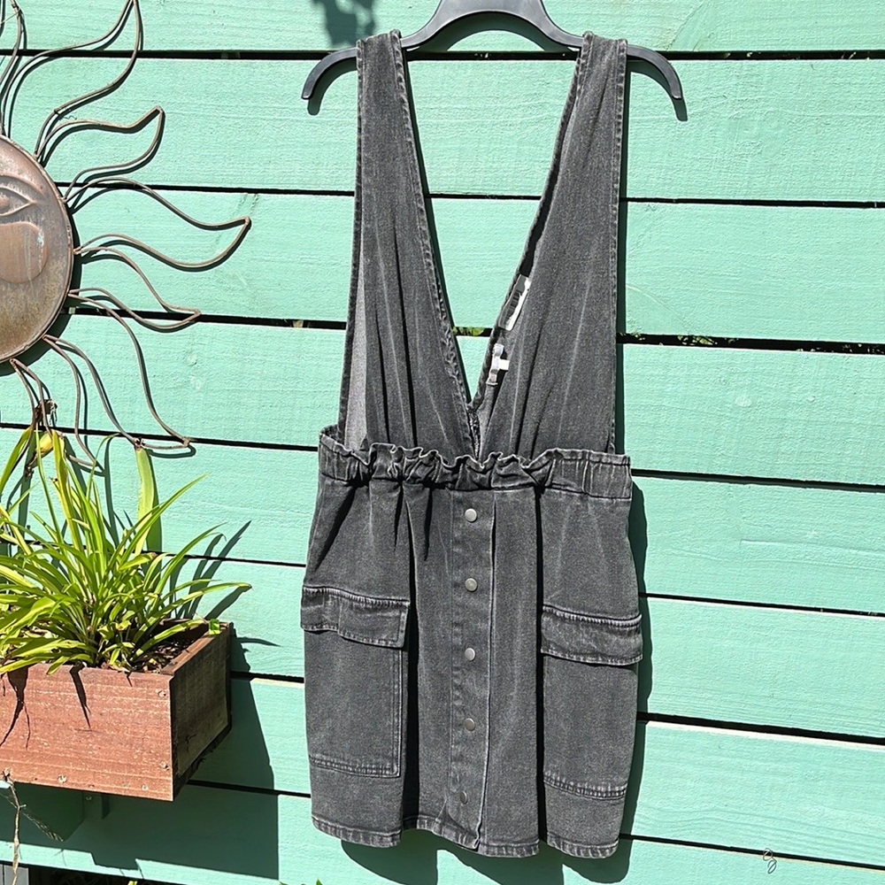 *NWT* GB Gianni Bini Black Denim Mini Dress (Size L)